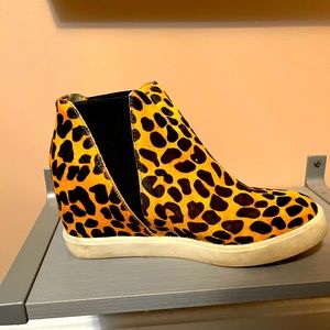 Cheetah print wedged sneakers